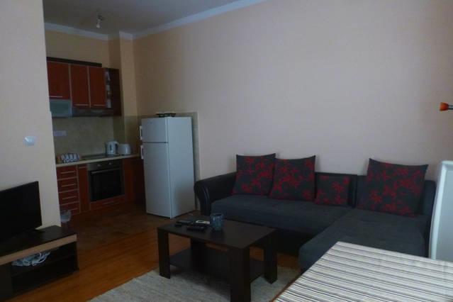 Roman Gardens Studio Apartment Risan Eksteriør bilde